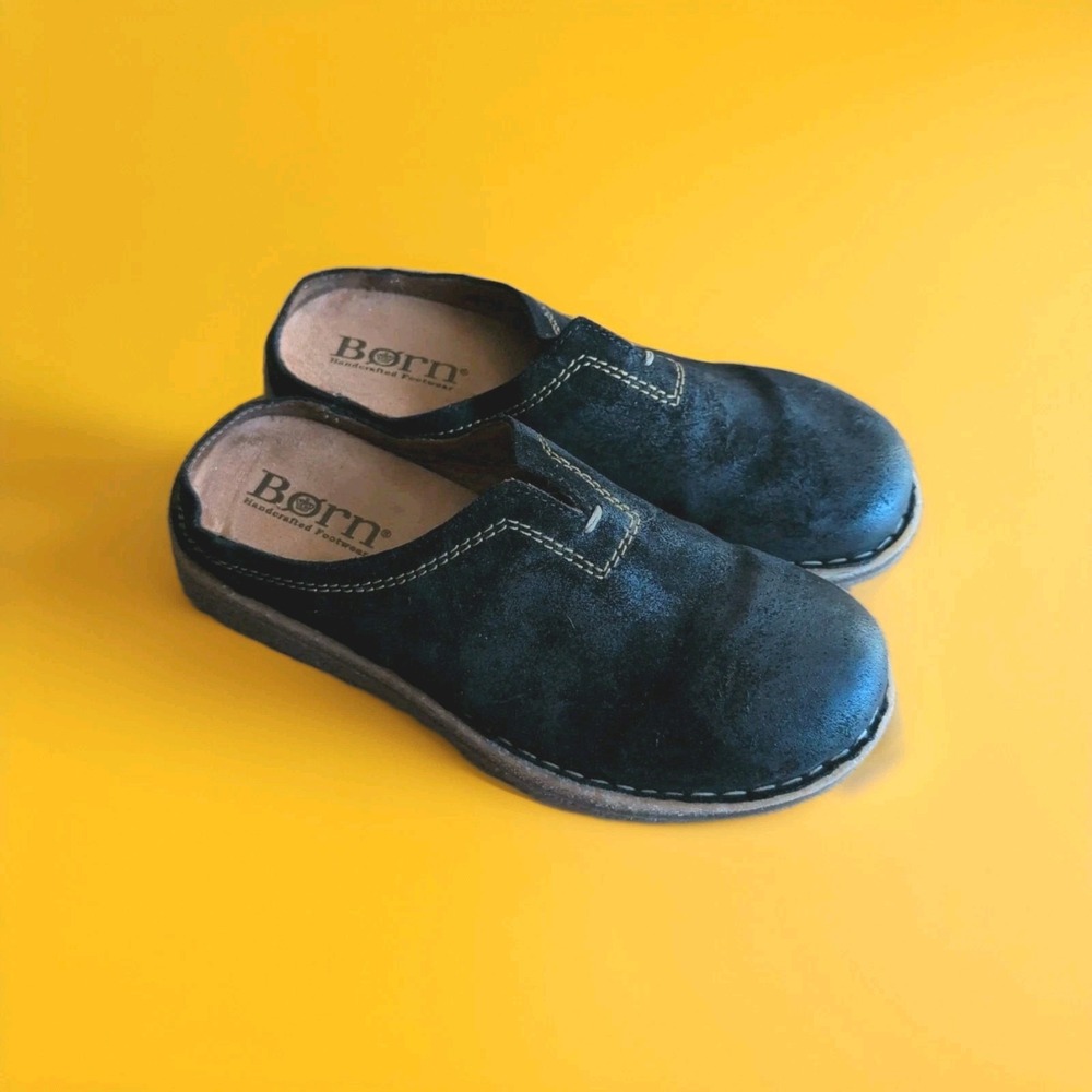 Born Seana Black  Suede Slip On mule Clogs Shoes Womens Sz 8 Leather EU 39 EUC